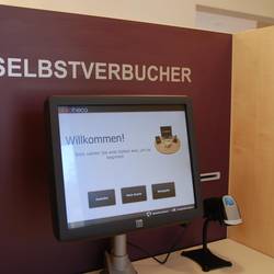 Selbstverbucherstation in der Stadtbibliothek