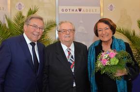 Prof. Günter Leib(MItte) mit Kammersängerkollegen Prof. Edda Moser und Peter Schreier zum 90. Geburtstag (Archivbild)