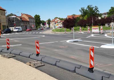 Provisorischer Kreisverkehr am Platz der Deutschen Einheit ist eingerichtet 186 2024