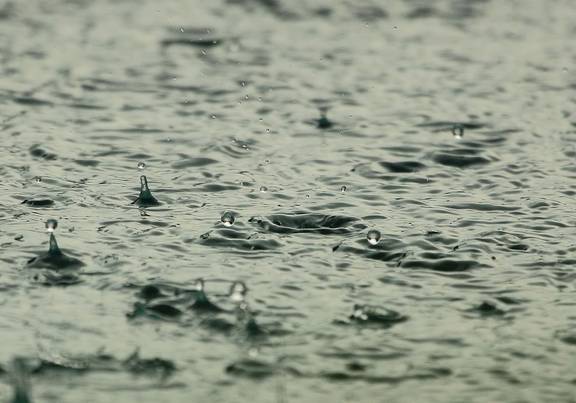 Extrem-Wetter mit Dauerregen wasser
